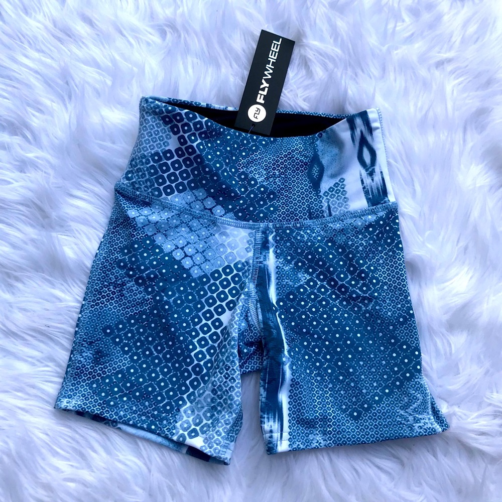Flywheel high waist booty bike shorts Size XS